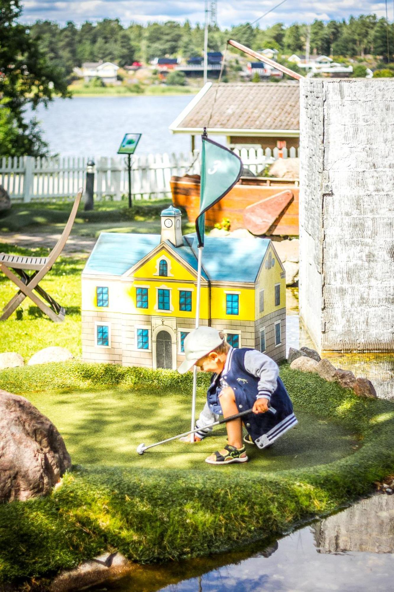 Kristinehamn Herrgardscamping & Stugor Kültér fotó